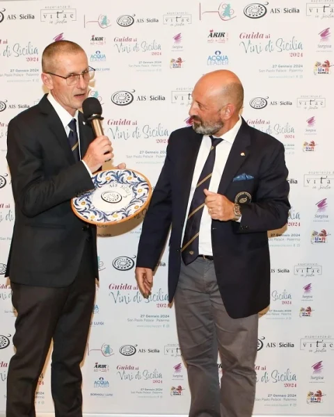 A Ragusa la presentazione della Guida ai Vini di Sicilia 2025